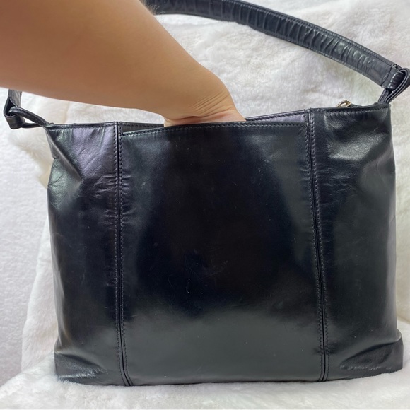 LongChamp Vintage Black Tote/Shoulder purse - Picture 11 of 13